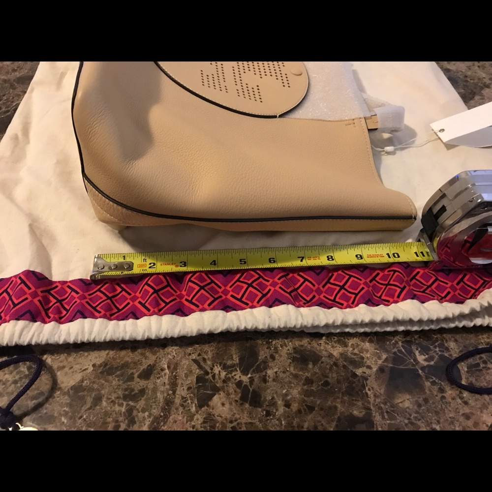 Tory burch tote - Picture 4 of 8